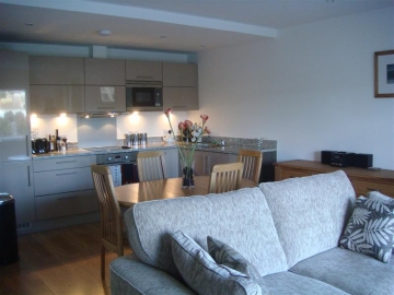 Kitchen/dining area